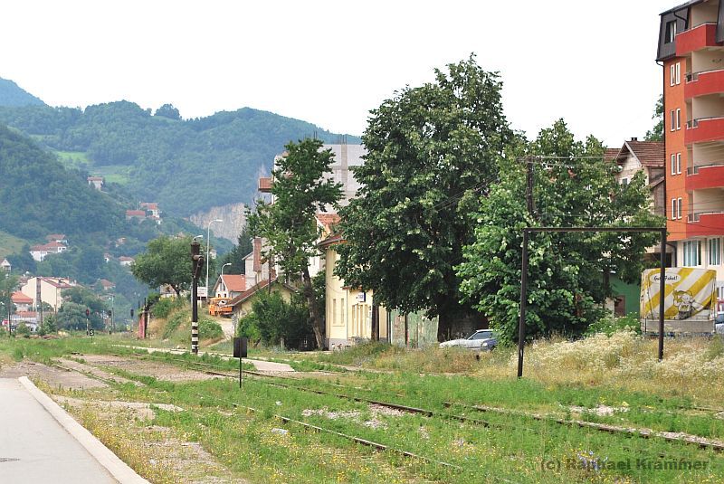 Bahnhof Kaçanik (srb: Kačanik) mit Wasserkran Blickrichtung Süden